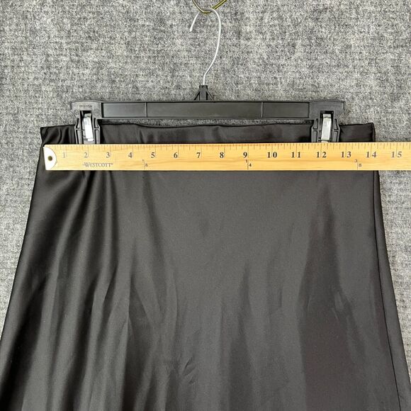 Aaron & Amber Skirt Women's M Fit & Flare Black Silky Fabric Elastic Waist - Picture 7 of 11